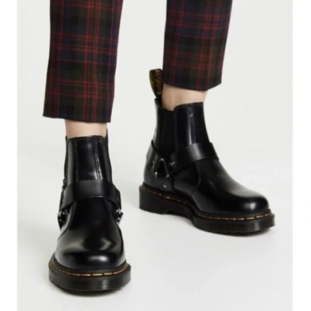Dr. Martens WINCOX Black Leather Harness Buckle Moto Chelsea Boots Sz 9 NEW - Picture 3 of 16